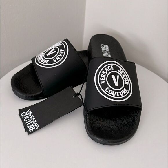 ⭕️ VERSACE JEANS Men’s Slippers Flit Flops Sandals Black Designer 43 US 10 - Picture 1 of 7